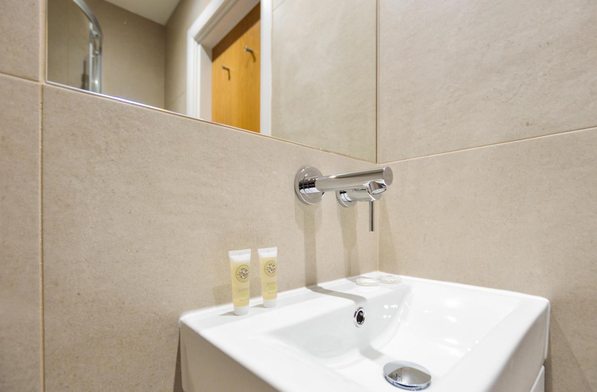 Queensborough Terrace Serviced Apartments By Concept Apartments ลอนดอน ภายนอก รูปภาพ